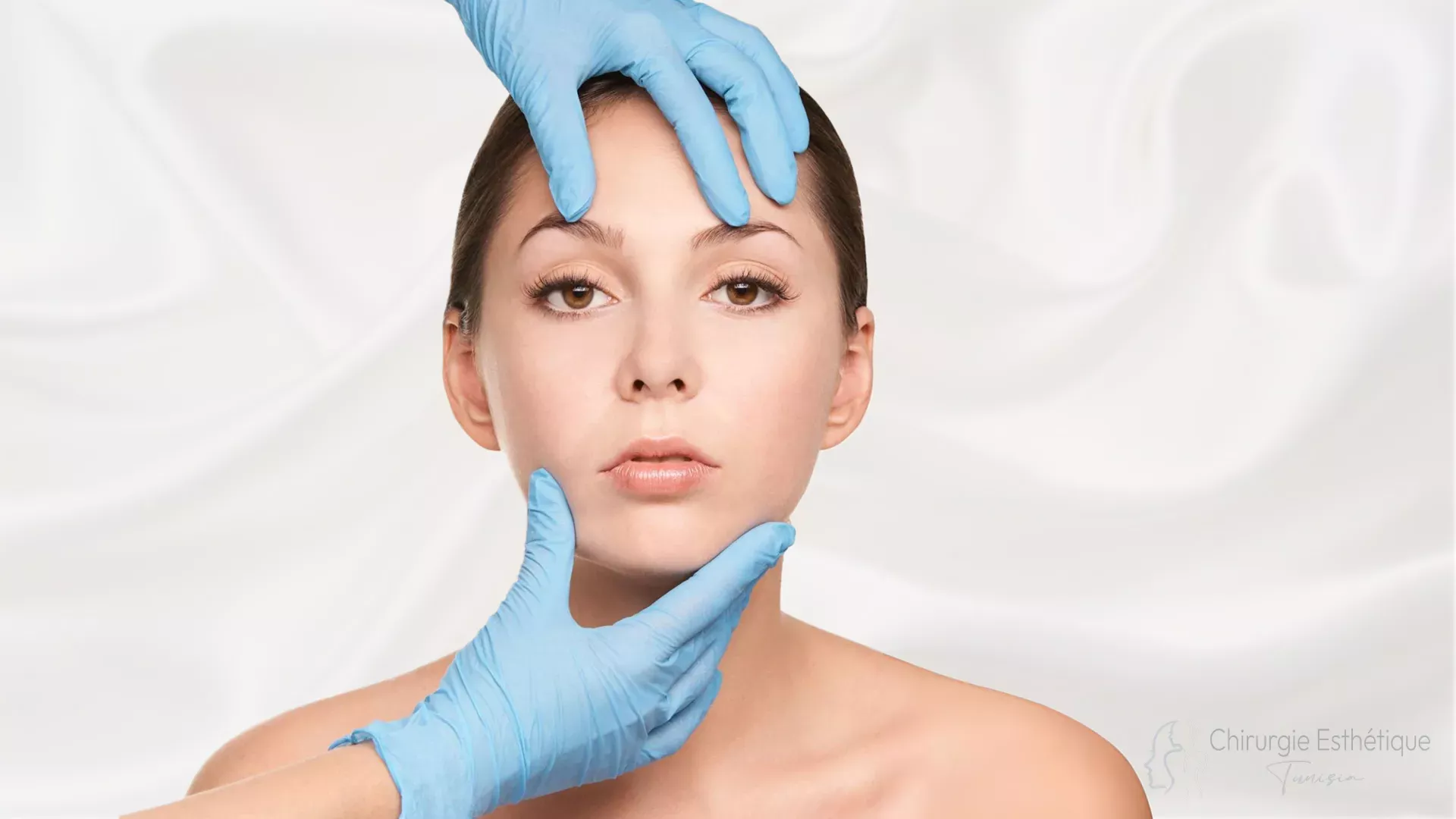 Consultation préopératoire pour un Lifting Cervico-Facial